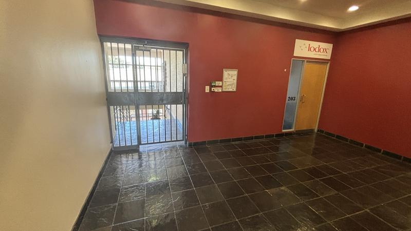 To Let commercial Property for Rent in Mowbray Western Cape